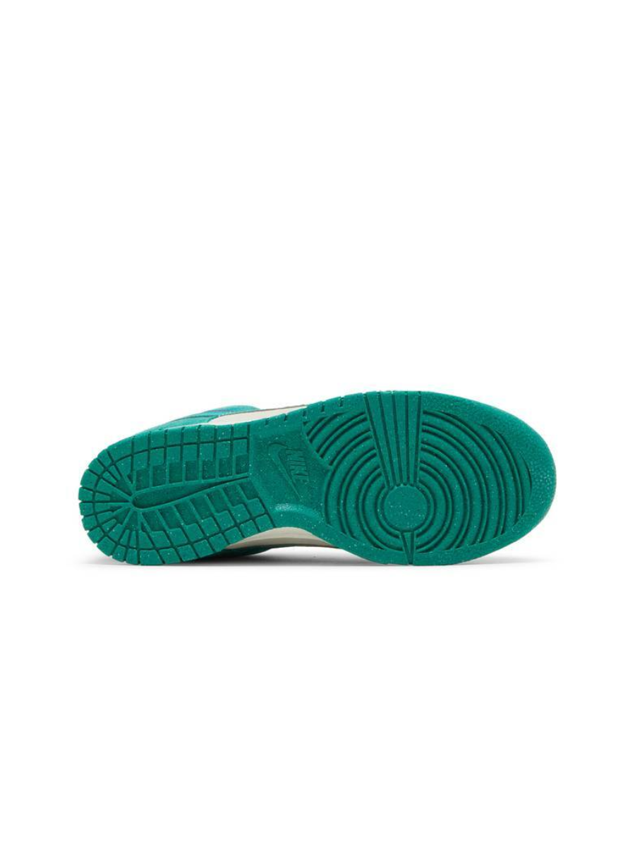 Кроссовки баскетбольные Nike Dunk Low SE 85 Neptune Green Картинка Кроссовки баскетбольные Nike Dunk Low SE 85 Neptune Green