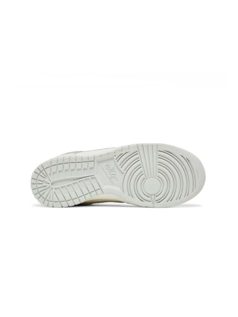Кроссовки мужские спортивные Nike Dunk Low Needlework Sail Aura Картинка Кроссовки мужские спортивные Nike Dunk Low Needlework Sail Aura